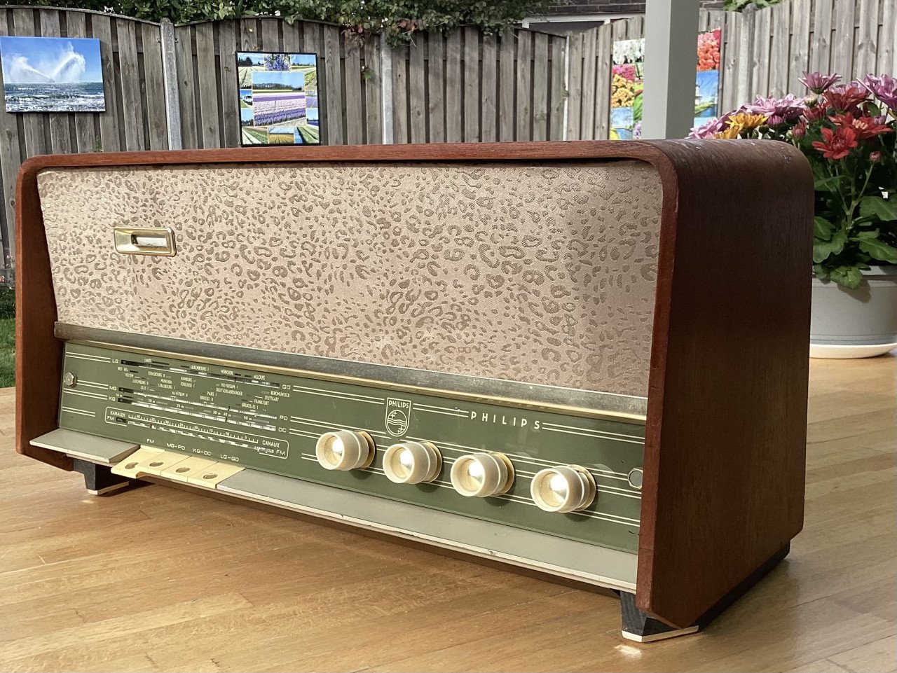 Mooie Philips buizen tafelradio