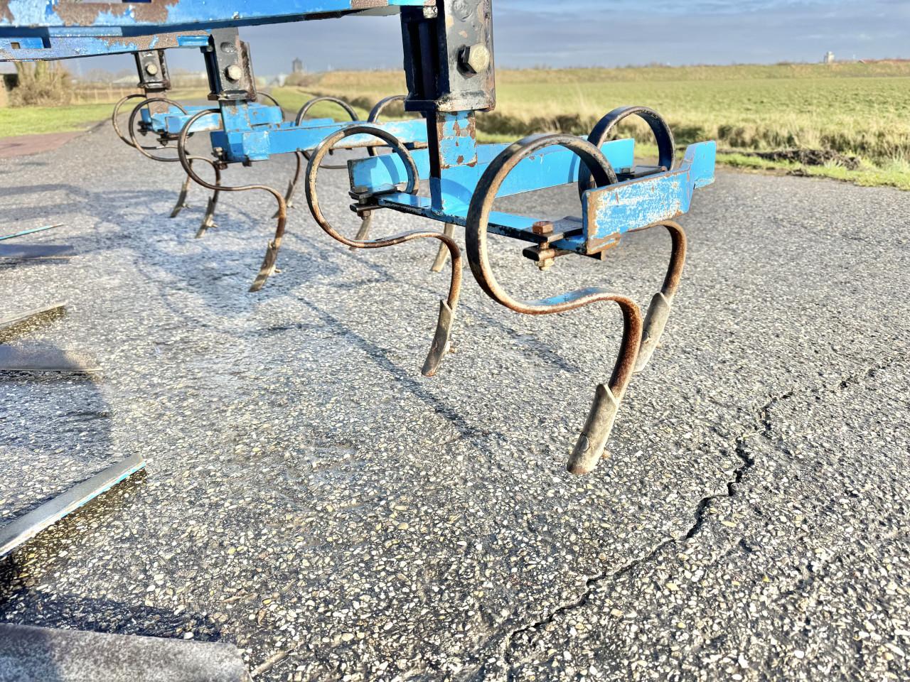 Carré Econet Schoffelmachine 4x75 cm