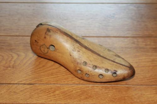 Houten schoenmal