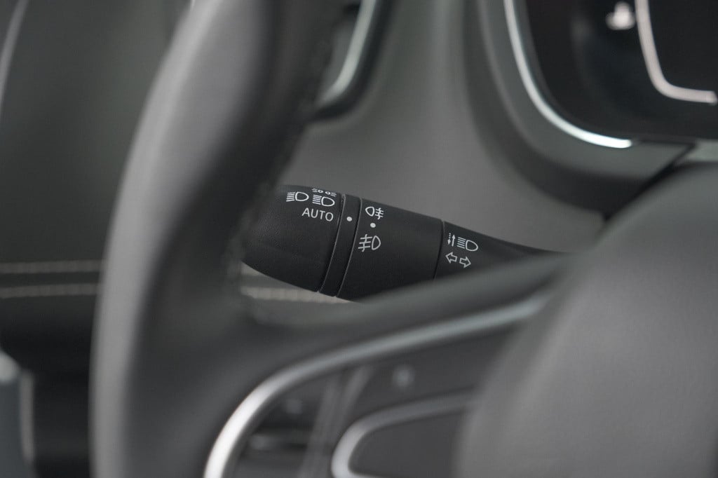 Renault Scenic tce 140 bose | trekhaak | camera | dodehoekdetectie | naviga