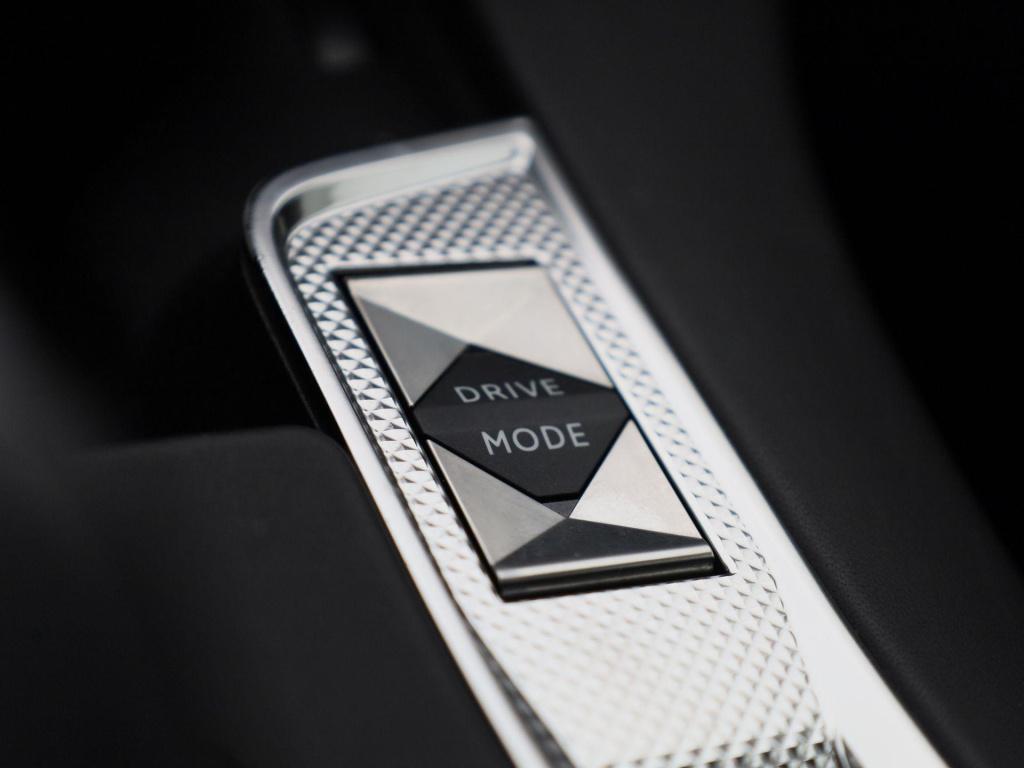 Ds Ds 7 crossback e-tense rivoli | automaat | leder | apple carplay / andro