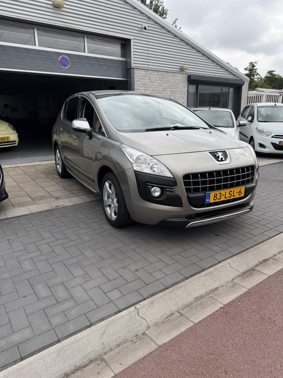 Peugeot 3008 automaat bouwjaar 2010