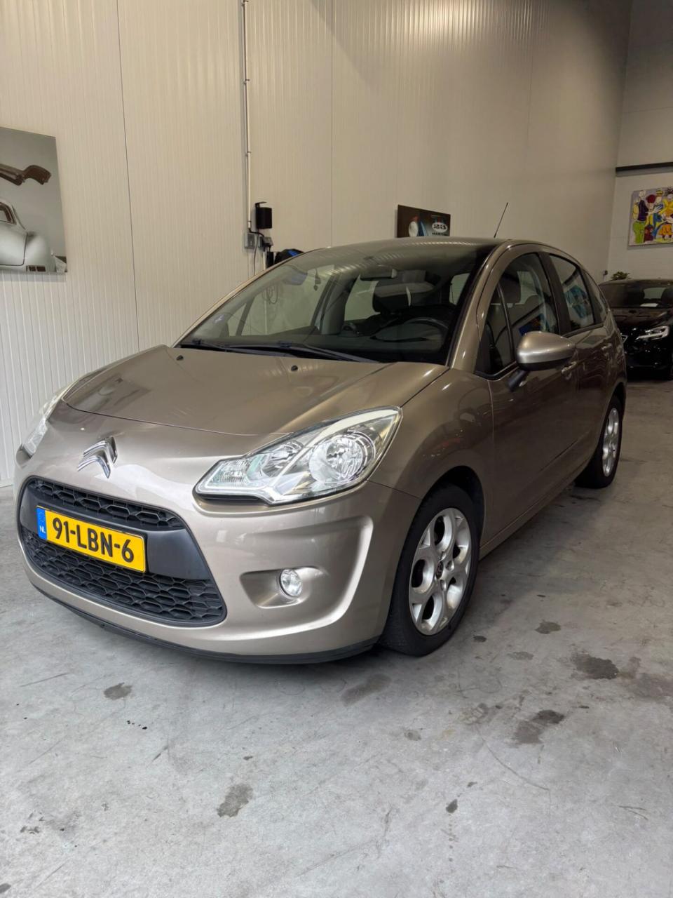 Citroen C3 1.4 vti ligne business airco - trekhaak - panorama - lichtmetaal