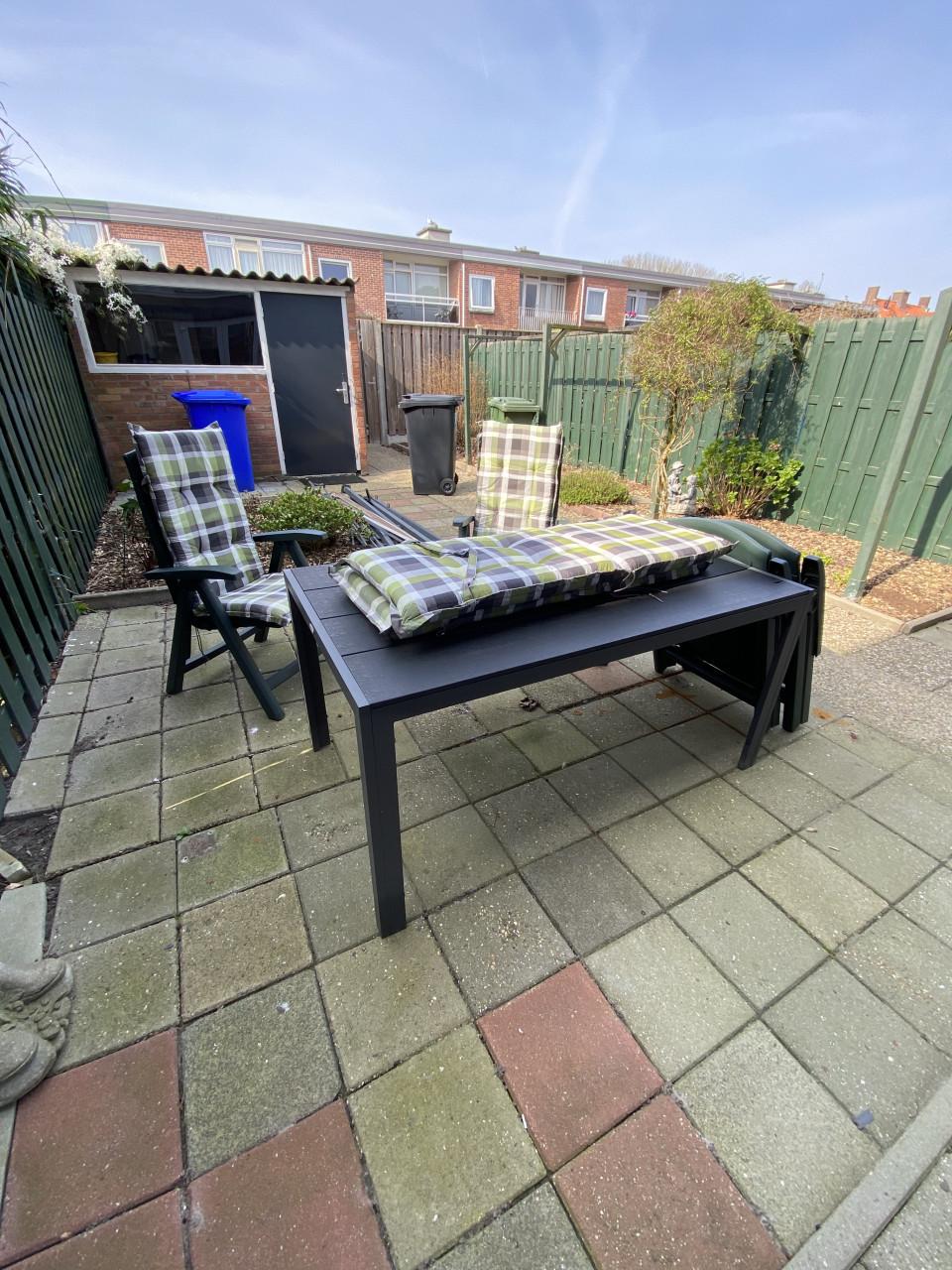 Kunststof tuinset van Hartman inclusief kussens