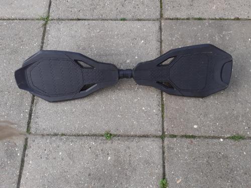 SKATEBOARD/ Waveboard