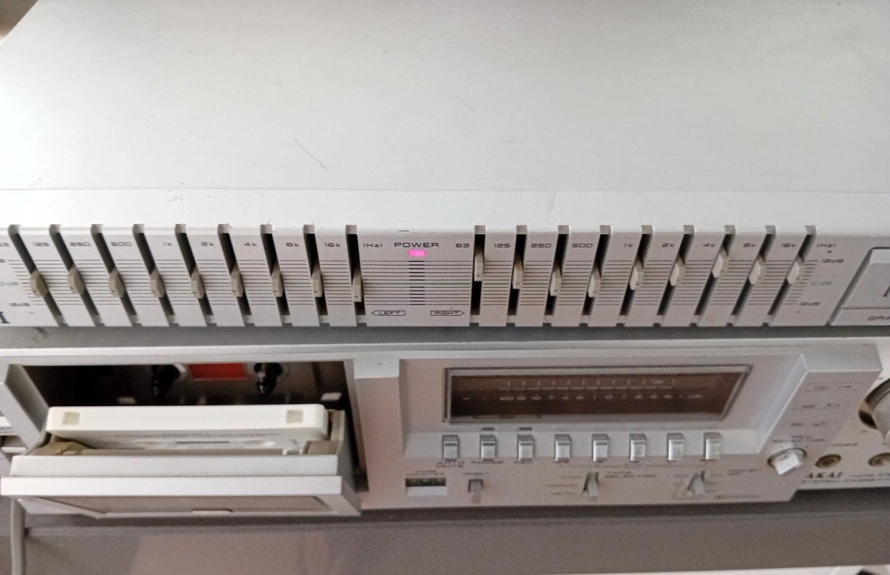 Vintage akai CS-F33R cassettedeck.