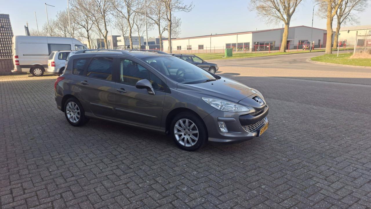 Peugeot 308 SW 1.6 VTI XS SW station bj:2009 airco lm-velgen apk 2027