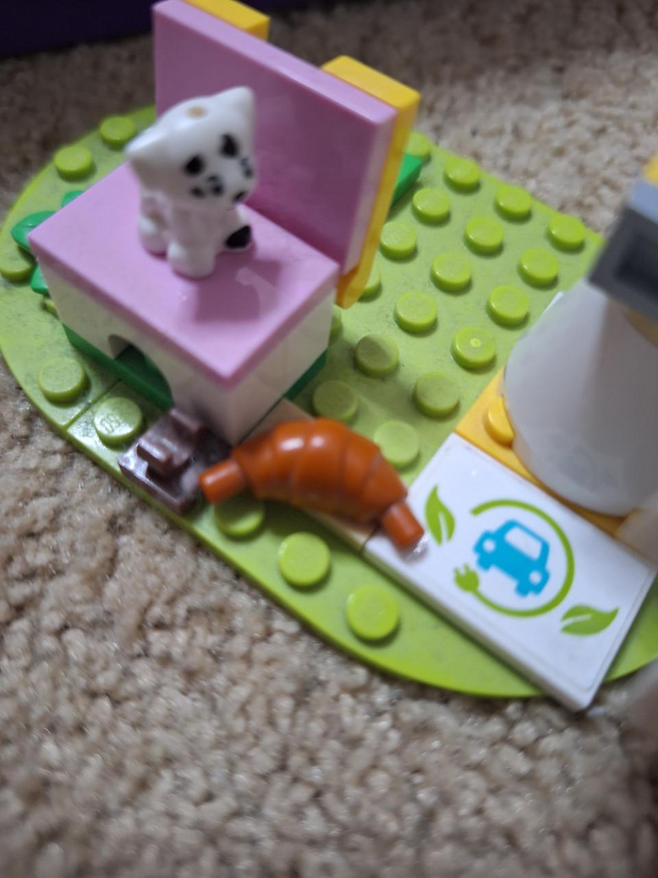 Lego Friends 41443, Olivia's elektrische auto, Leeftijd 6+