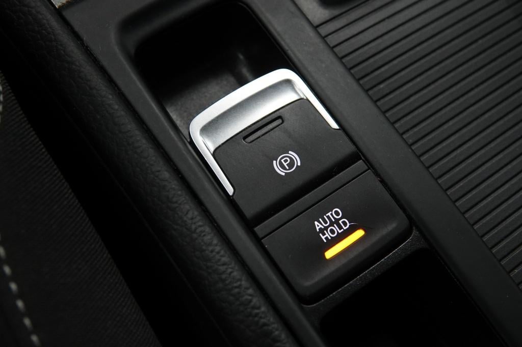 Volkswagen Golf 1.2 tsi highline | acc | pdc | stoelverw. |