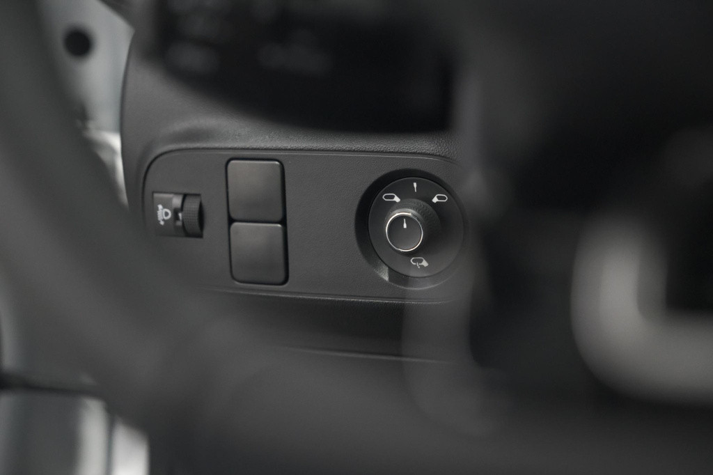 Citroen C3 puretech 82 shine | camera | stoelverwarming | apple carplay | 1