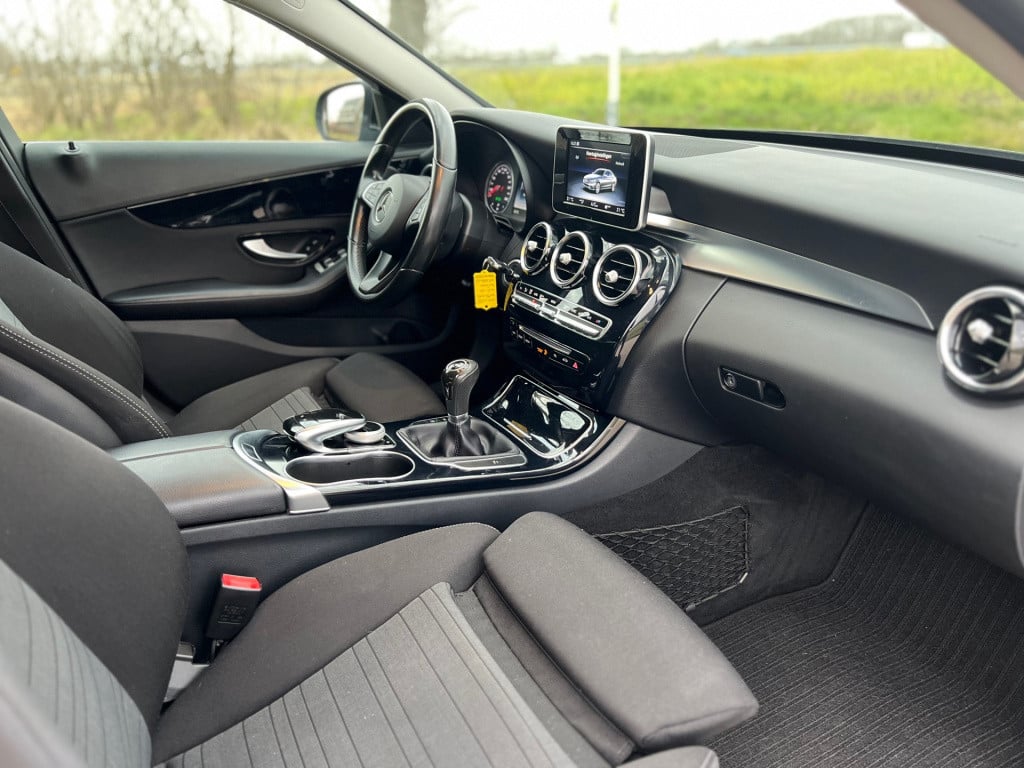 Mercedes-Benz C-Klasse 180 lease edition