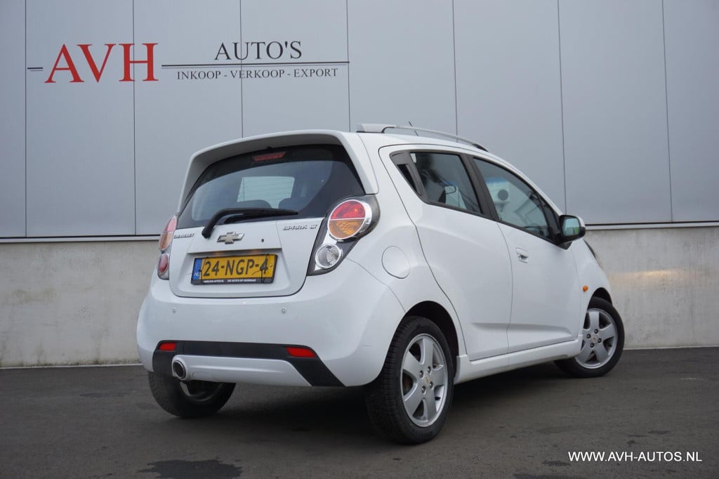 Chevrolet Spark 1.2 16v lt