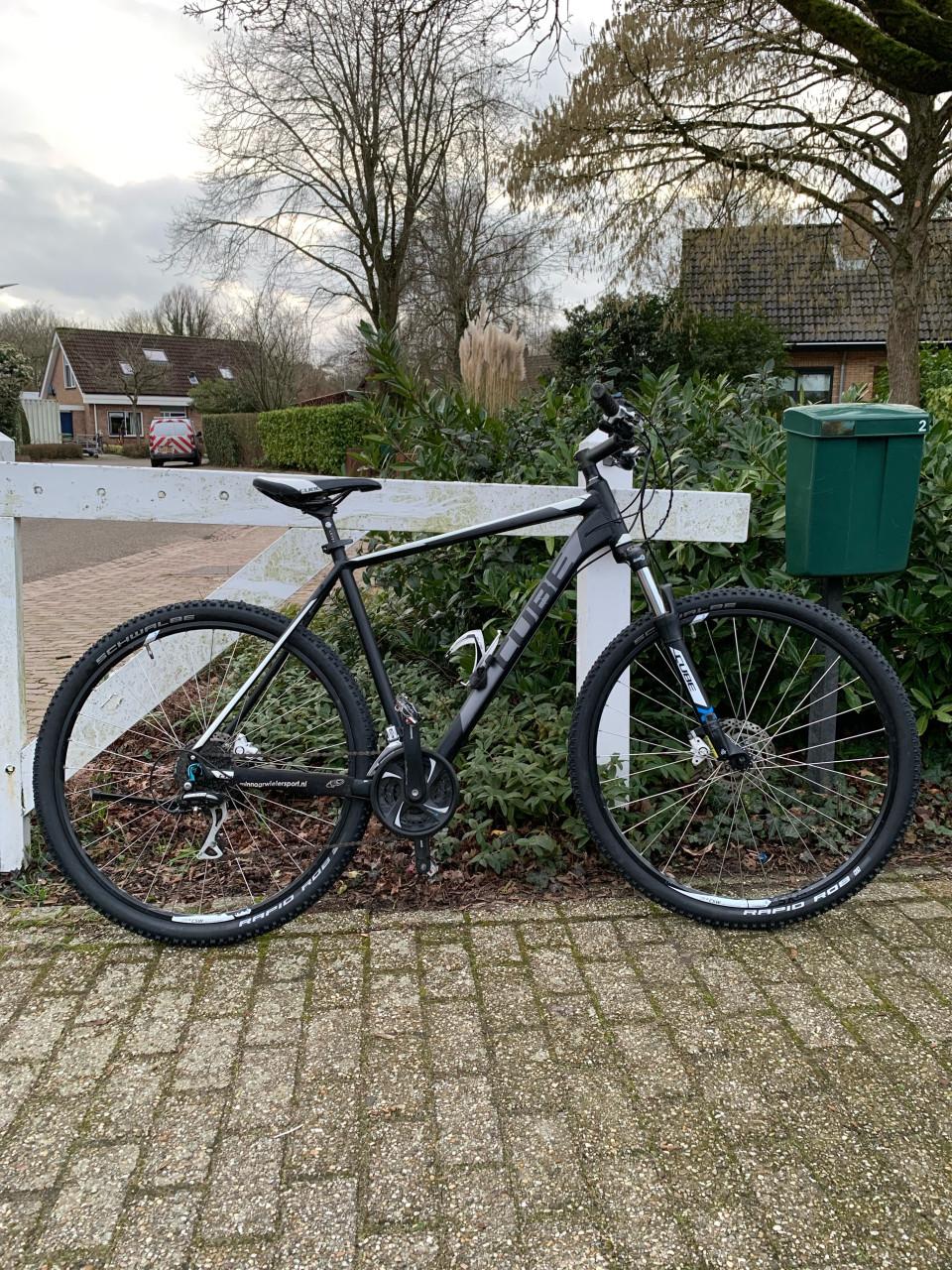 Cube aim 29 inch mountainbike