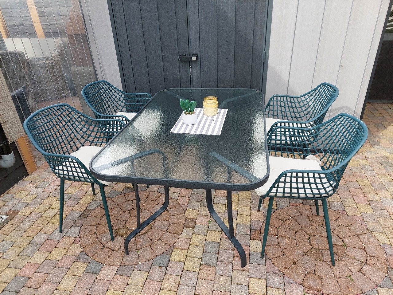 Tuintafel met glazen blad