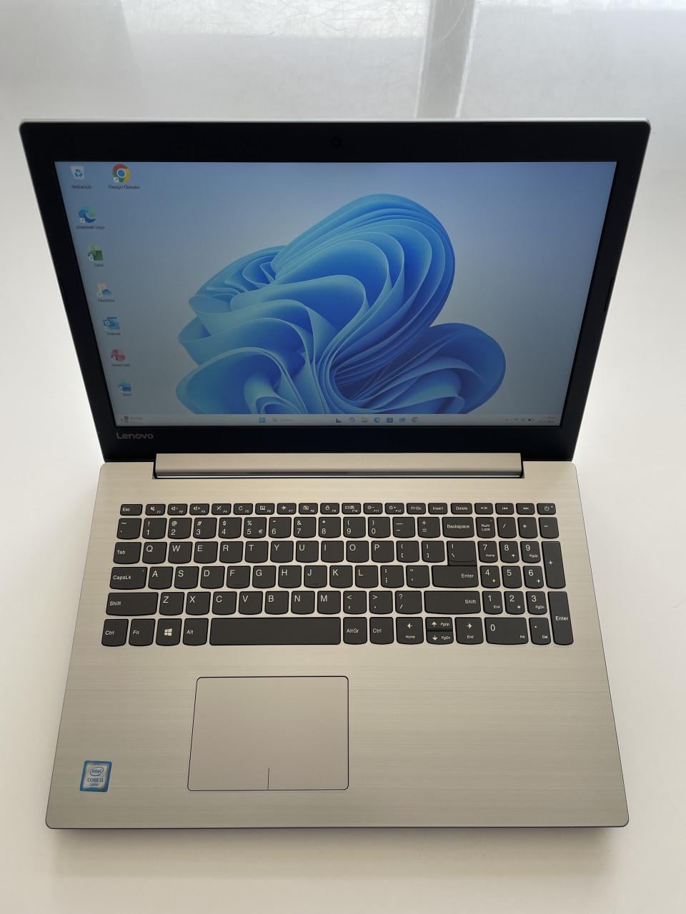 Lenovo 15.6 laptop | SSD Windows 11 Office pakket