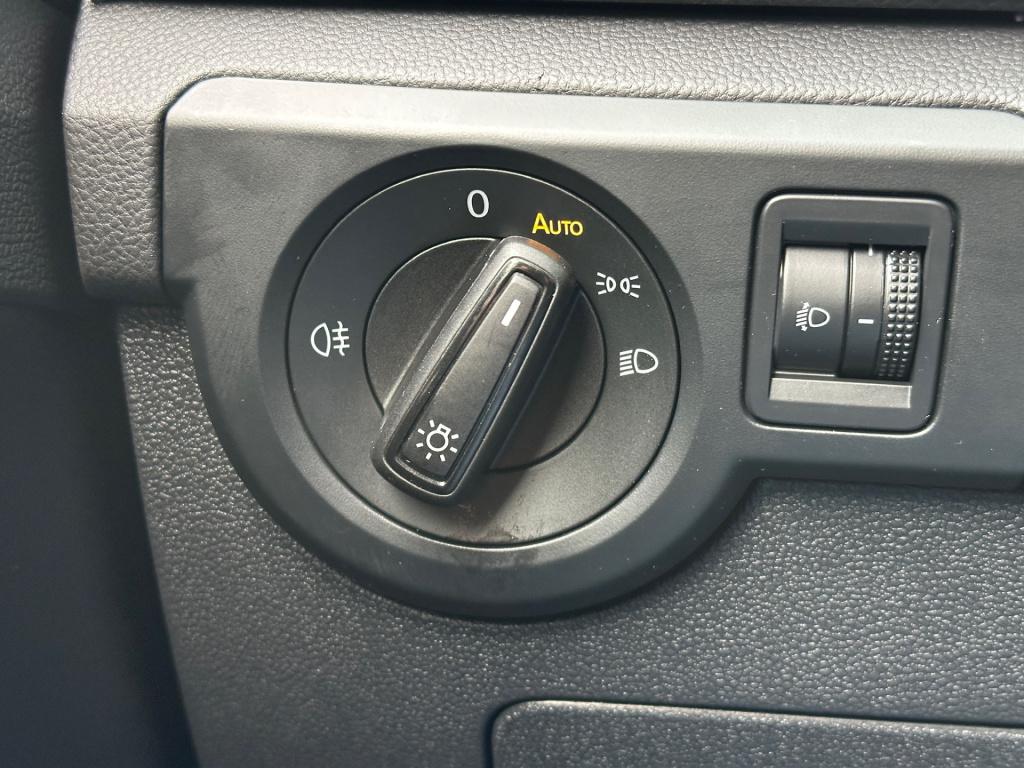 Volkswagen T-cross 1.0 tsi dsg 116pk goal | trekhaak | navi | led | 4-seaso