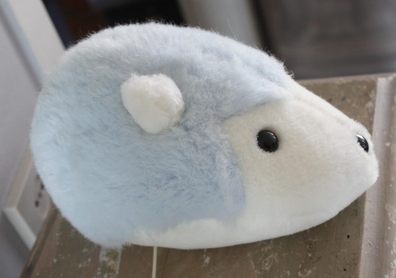 Knuffel egel met trekkoort muziek