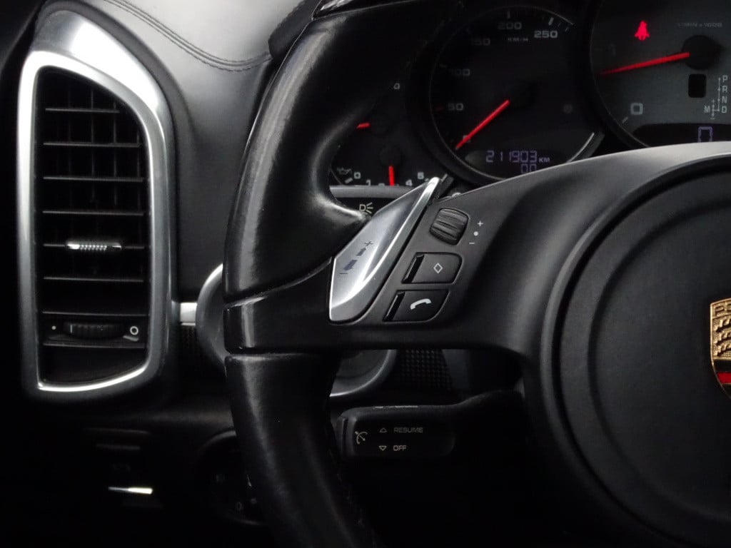 Porsche Cayenne 4.2 d s | ceramic | pano | bose | luchtvering pasm