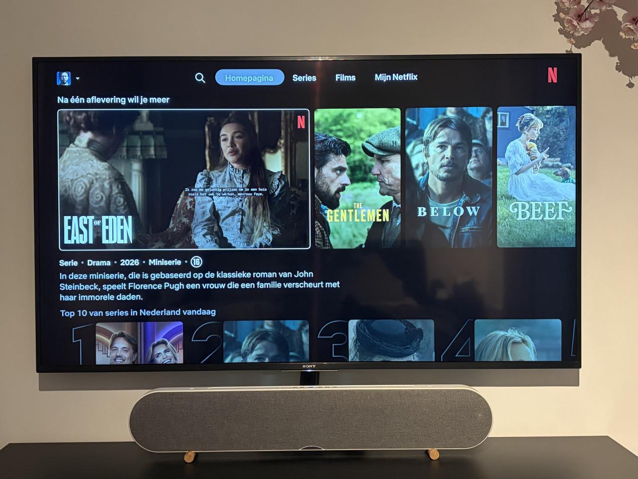 Sony 60 inch LCD TV + Apple TV 4k 64 GB