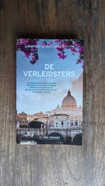 👁Thriller Marianne en Theo Hoogstraaten ' De verleidsters'.