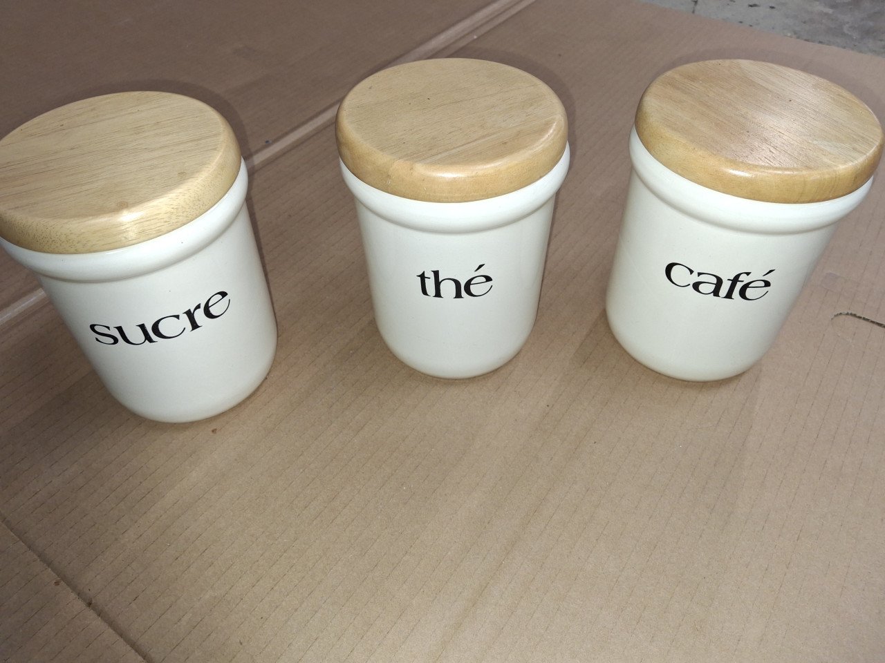 Bewaarpotten voor suiker, koffie en thee