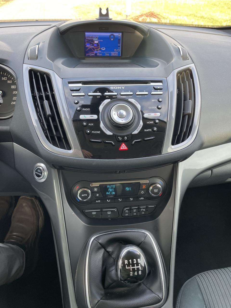 Ford grand c max 1.6 eco boost titanium