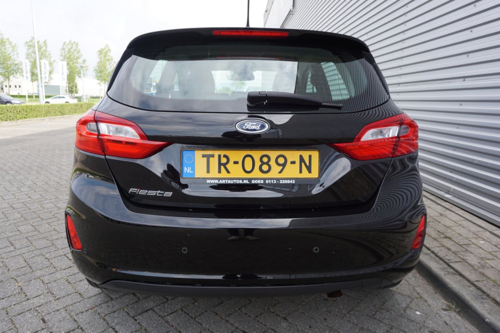 Ford Fiesta 1.1 trend / 1e eigenaar / airco / navi / lane ass. / cruise / p