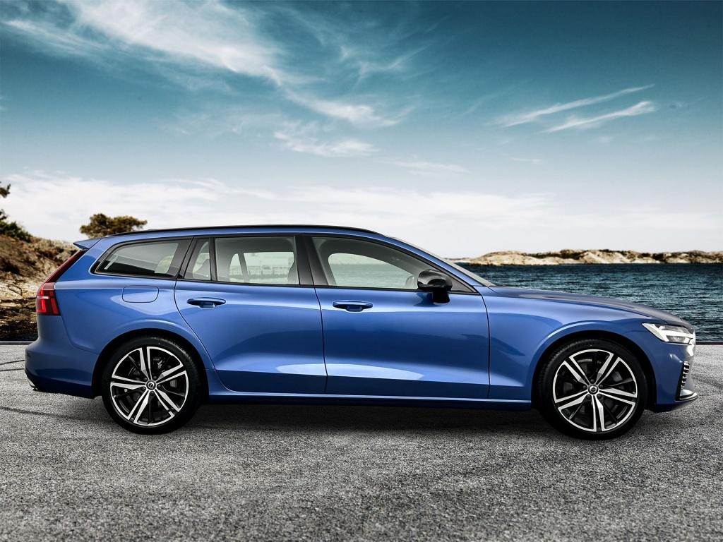 Volvo V60 t6 340pk recharge r-design| achteruitrijcamera| trekhaak| adap.cr