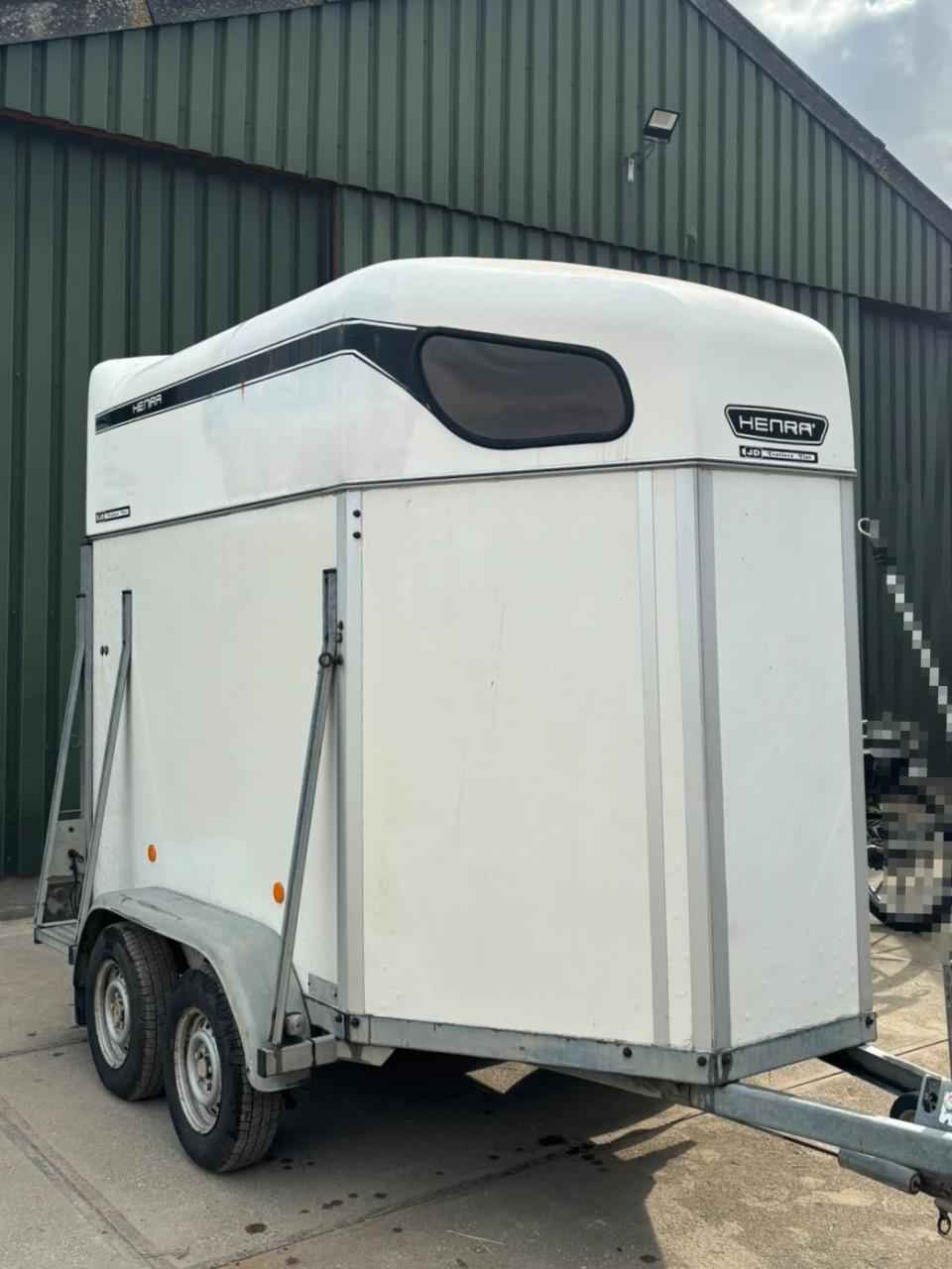 2 paards trailer