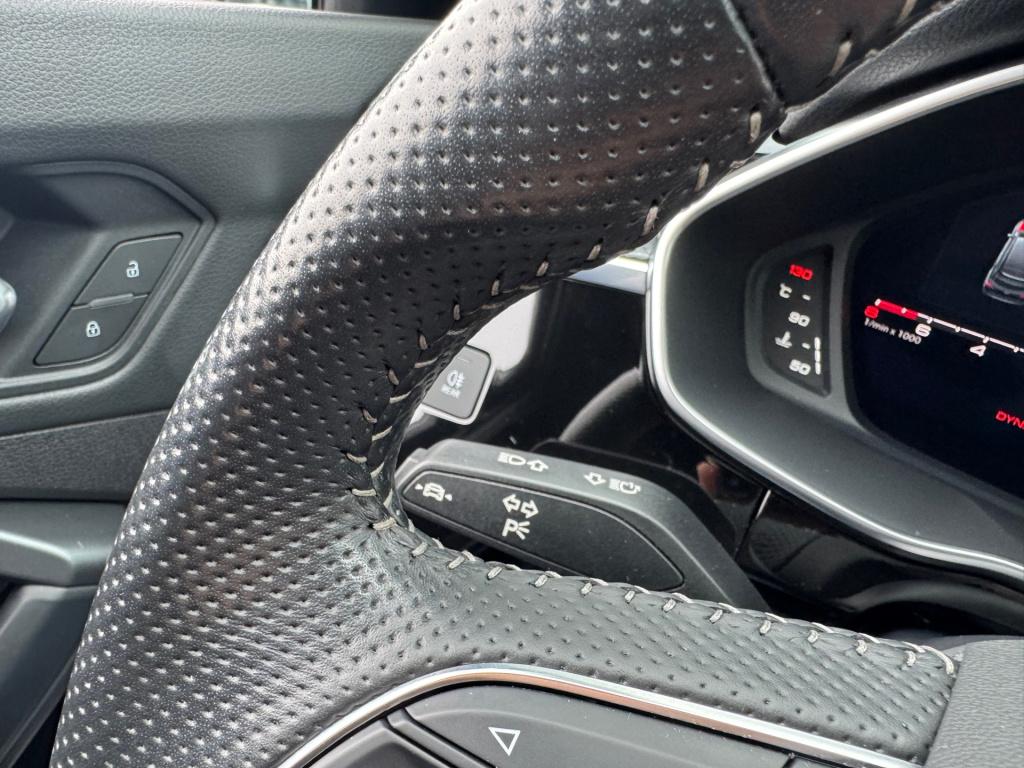 Audi Q3 sportback 35 tfsi s edition * panoramadak * 360 camera * trekhaak