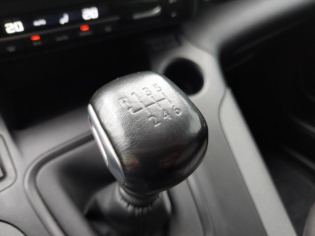 Citroen Berlingo mpv 110 shine nav/clim/cam