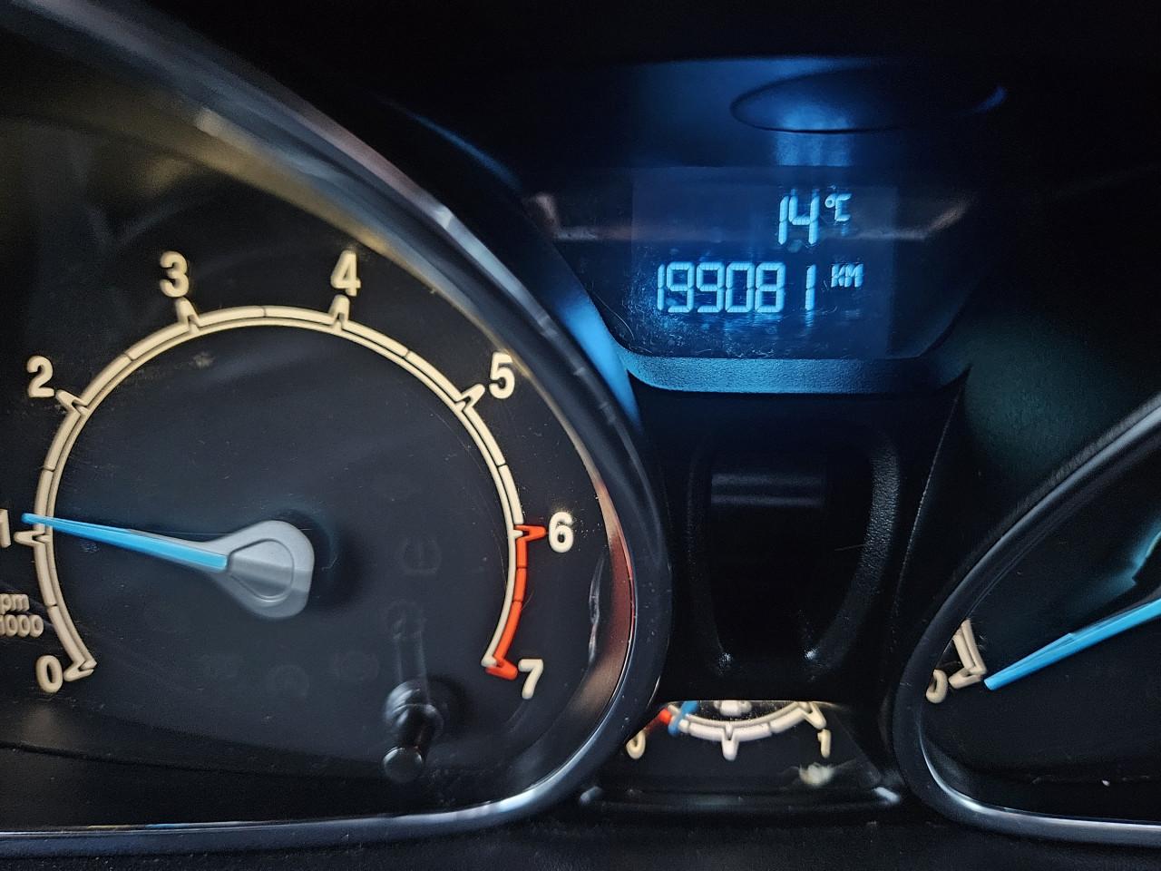 Ford b max 1.0 EcoBoost Titanium