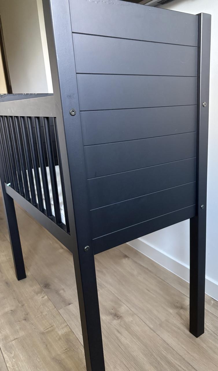 Kidsmill Noa Wieg Mat Zwart Met Aerosleep Matras Evolution Pack 40 x 80 cm
