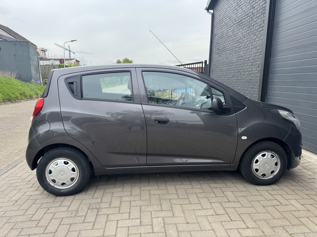 Chevrolet Spark 1.0 68PK 2014 Grijs Apk Bluetooth Nap