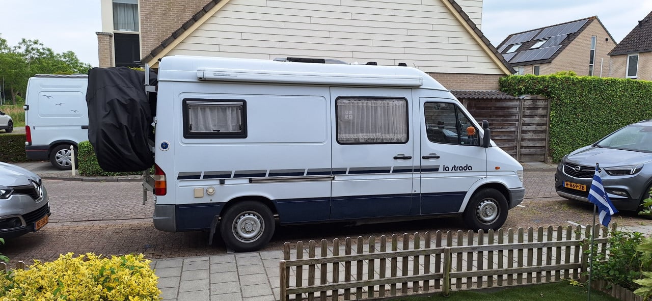 Buscamper Mercedes "La Strada"