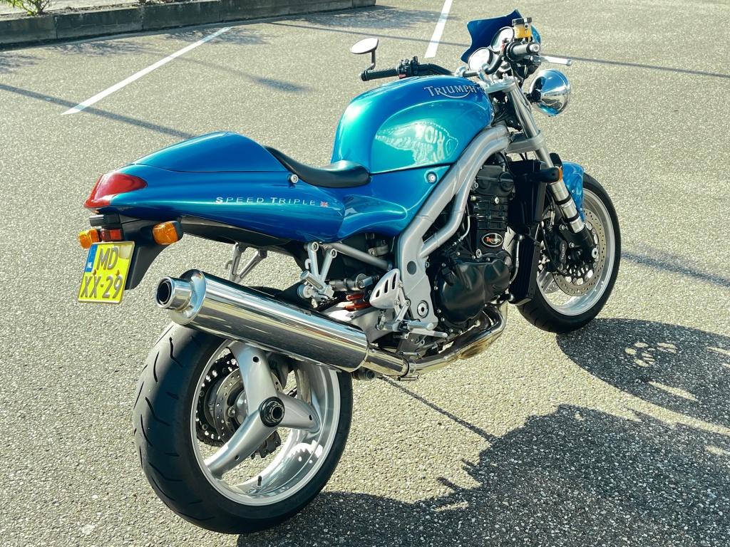 Triumph Speed Triple naked t509