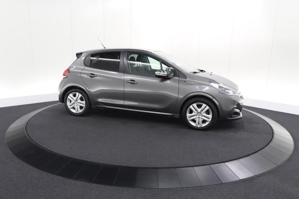 Peugeot 208 puretech 82 signature | parkeersensoren | apple carplay | navig