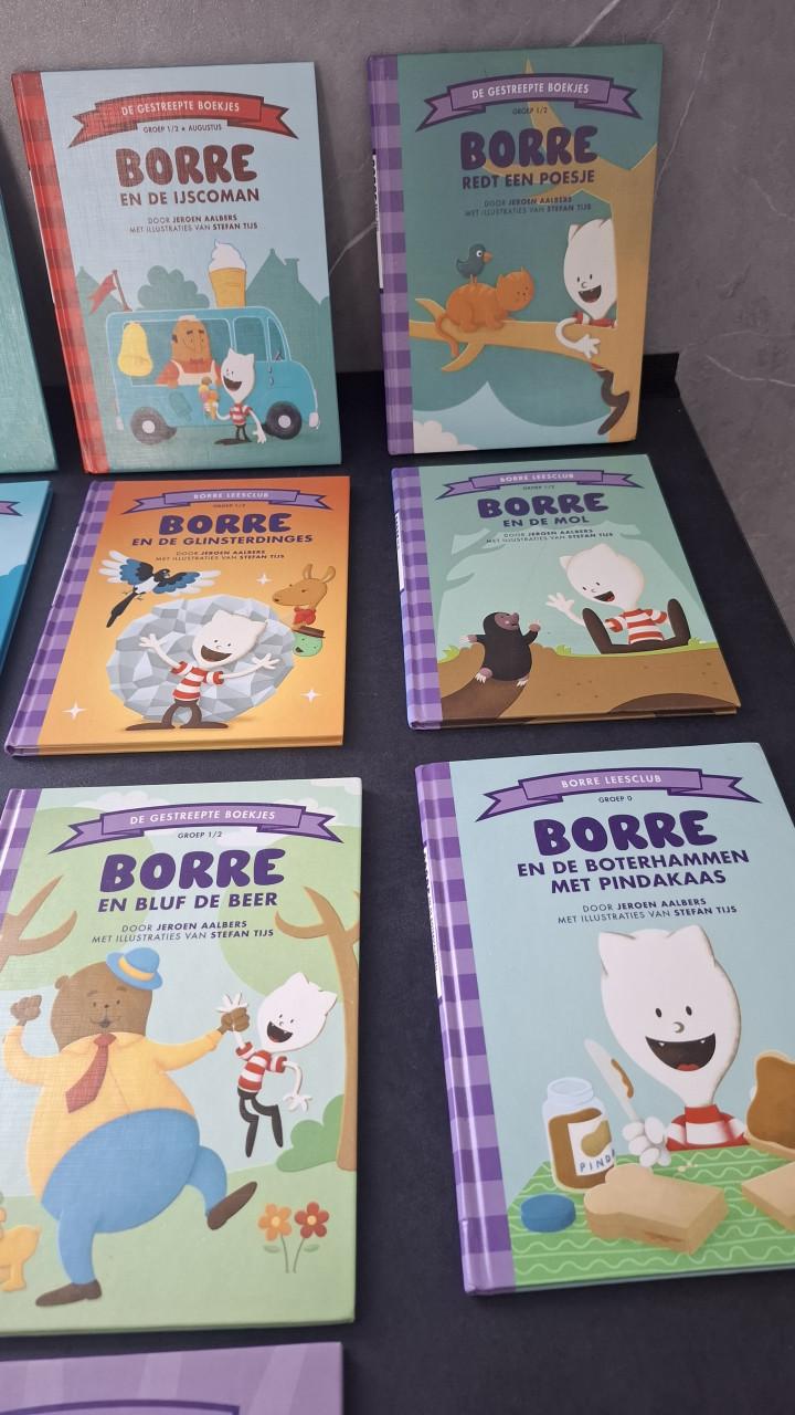 Borre boekjes 14 stuks