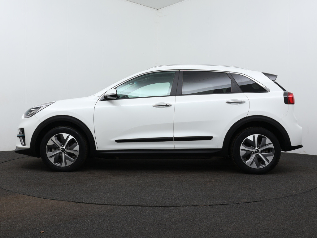 Kia E-niro dynamicplusline 64 kwh | navigatie | schuifdak | led | stuur-/st