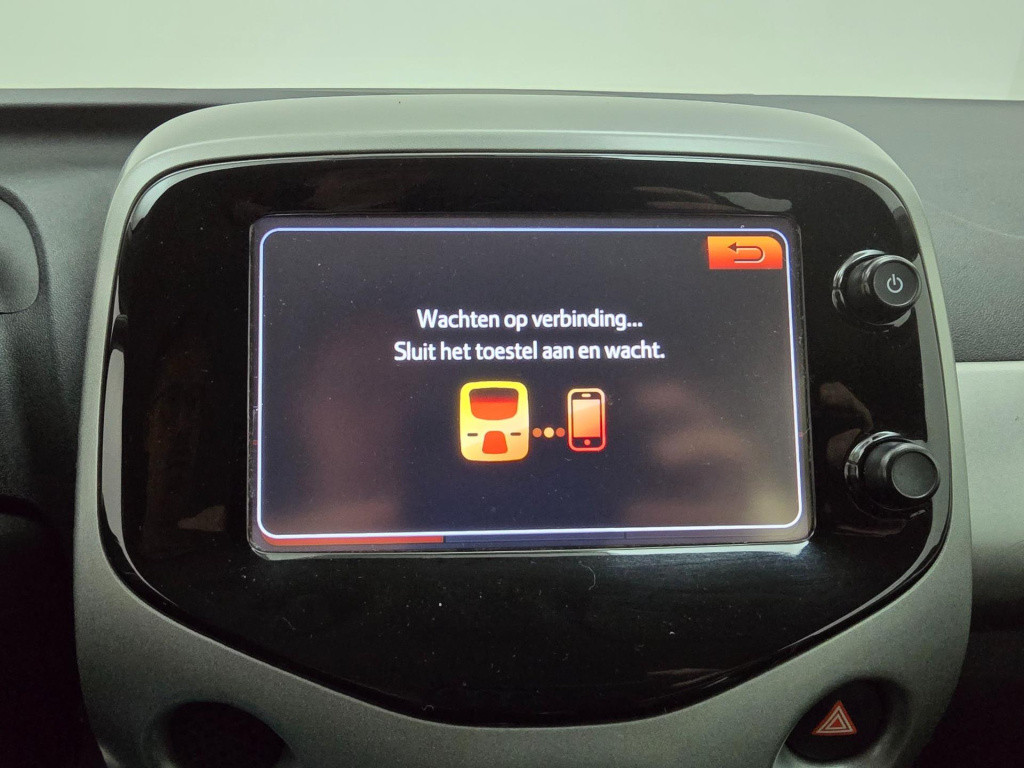 Toyota Aygo occasion 1.0 vvt-i x-play met parkeercamera | tweedehands toyot