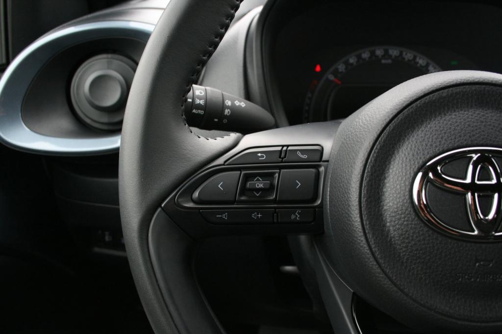 Toyota Aygo x 1.0 vvt-i s-cvt envy