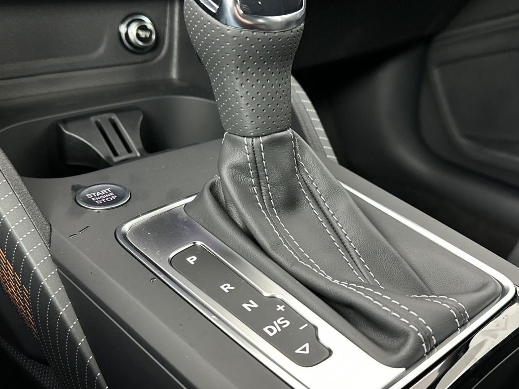 Audi Q2 s edition 35 tfsi 110 kw / 150 pk hatchback 7 vers