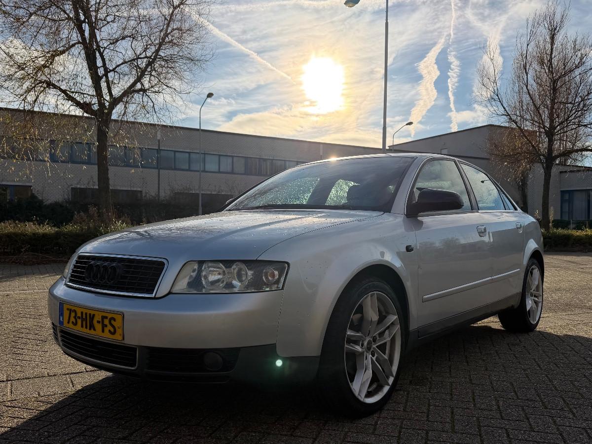 Audi A4 1.6 Limousine | Apk | Nap | Airco | Lage KM | Trekhaak | PDC