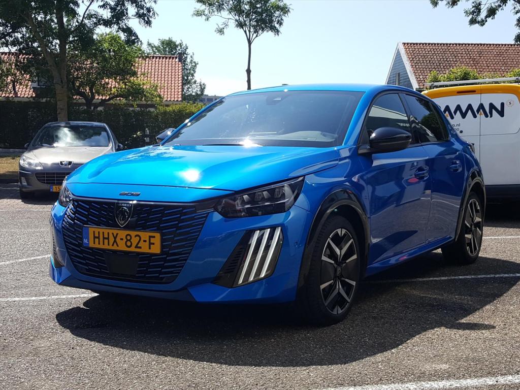 Peugeot 208 gt 1.2 hybrid 145pk e-dcs6 automaat apple carplay & android | n