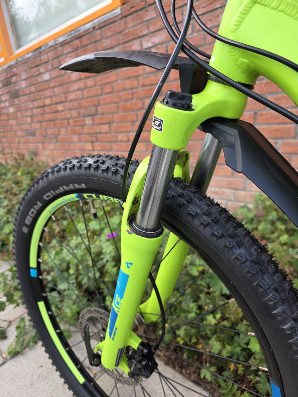 CUBE | ACID 260 | 26 INCH | FRAME 34 CM | NETTE STAAT!!