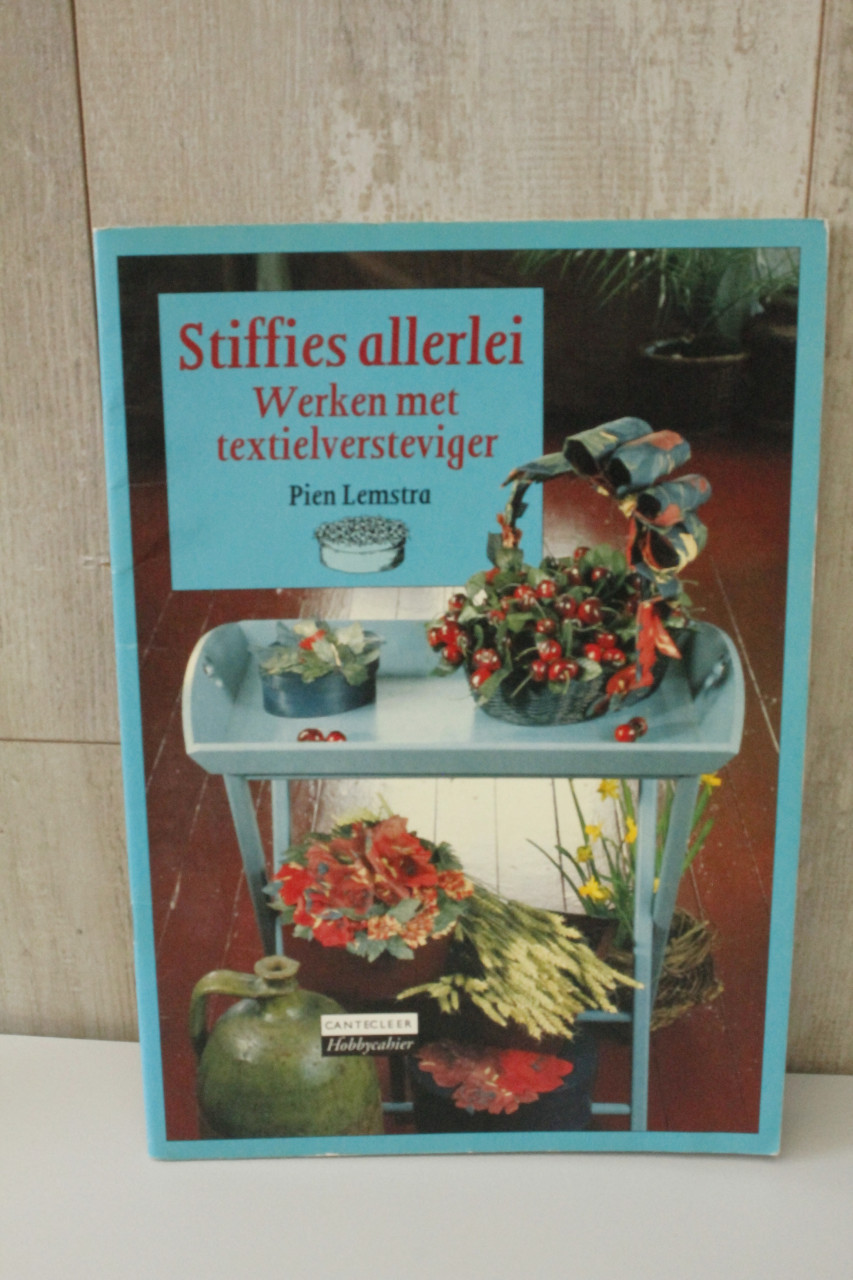 Knutselboeken..div hobby's