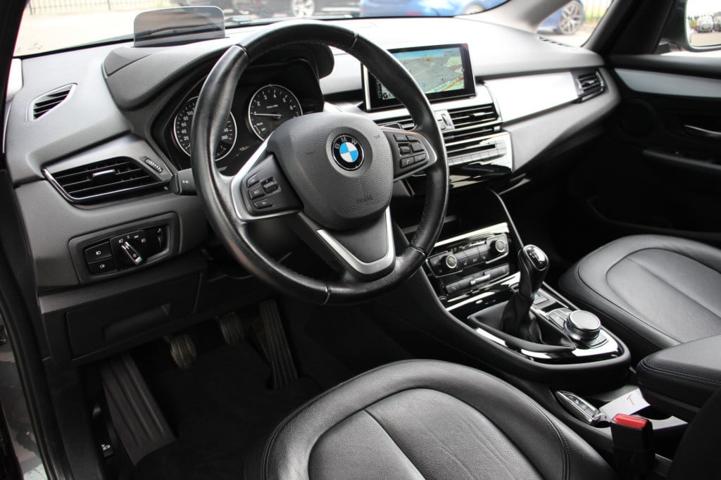 BMW 2-serie active tourer 216i centennial high executive | leder | hud | de