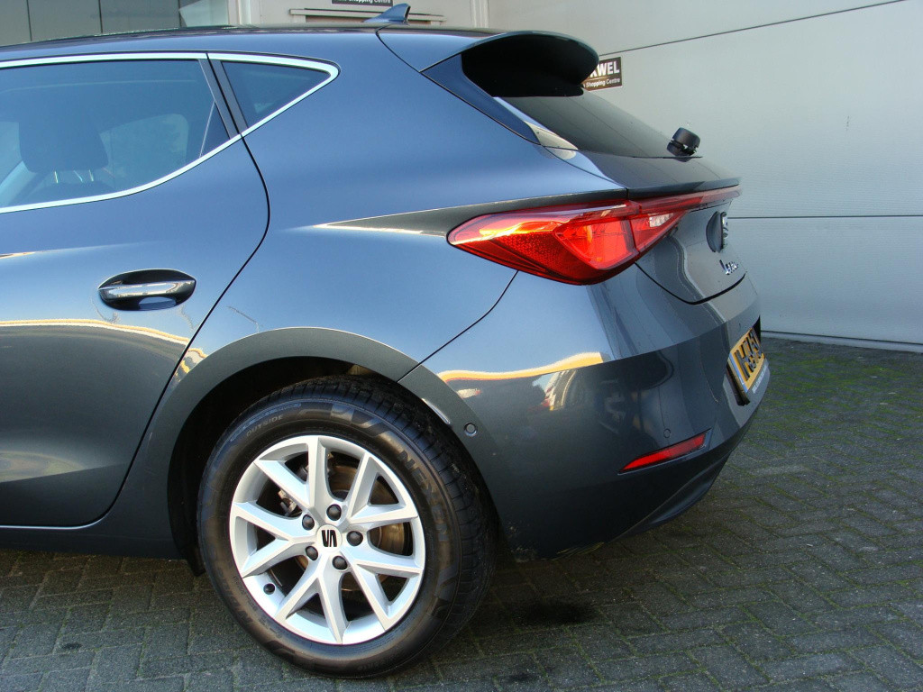 Seat Leon 1.0 tsi 110pk style business intense virtual display apple carpla