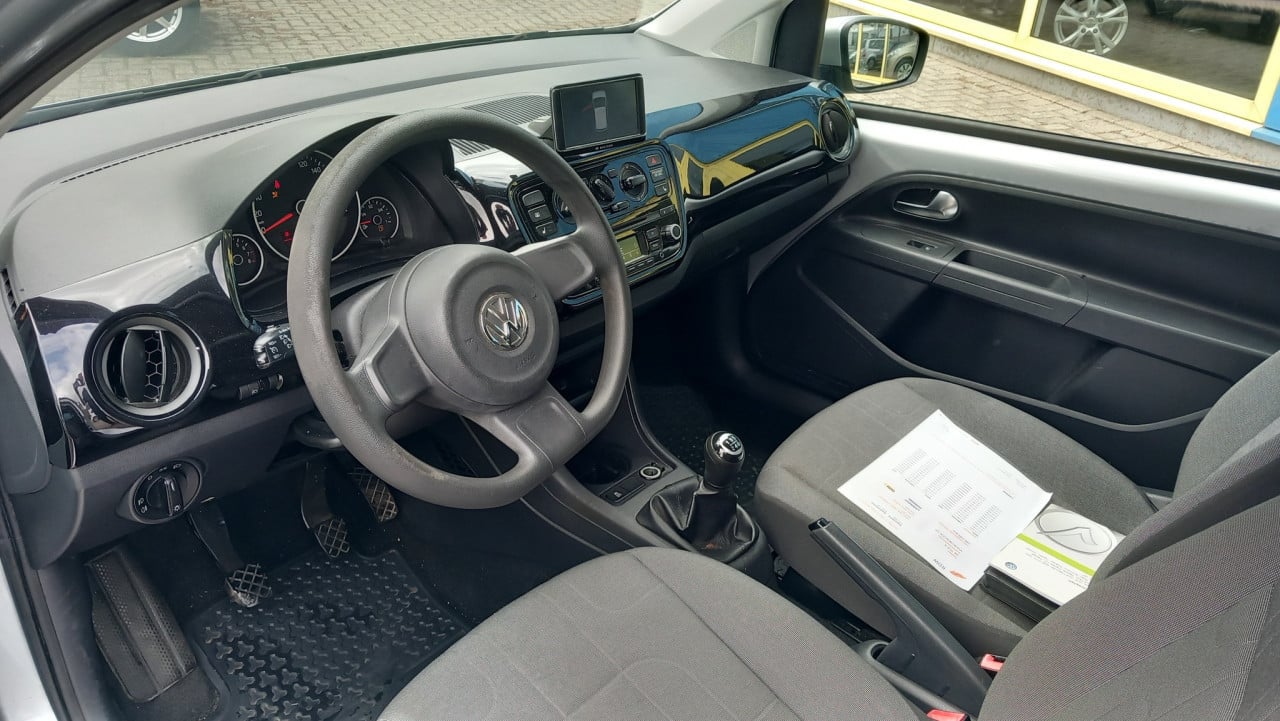 Volkswagen 1.0 Move Up!  3drs bj:2012 airco-navigatie i.z.g.st