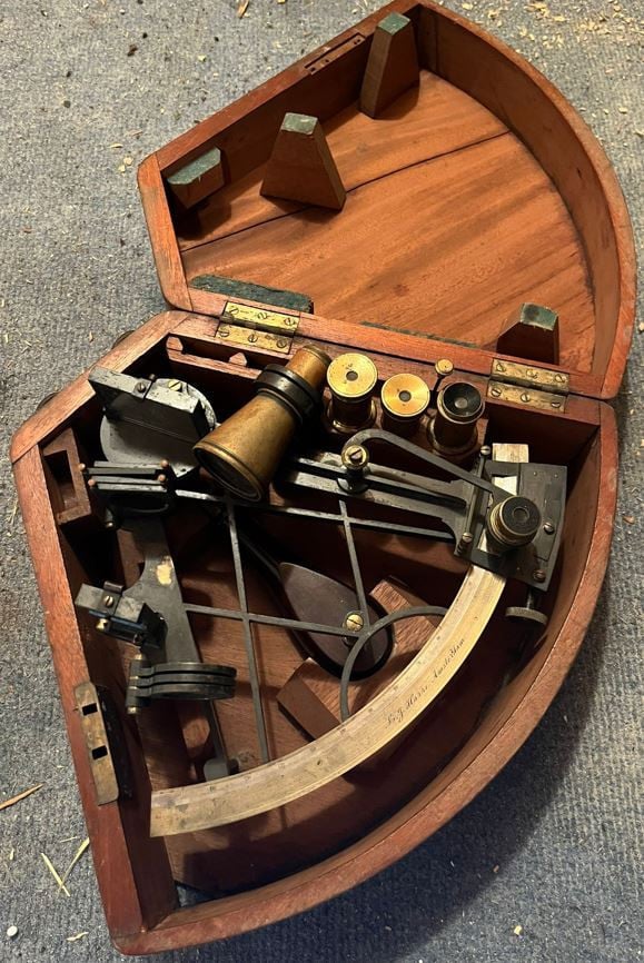 Antieke sextant in originele mahonie kist